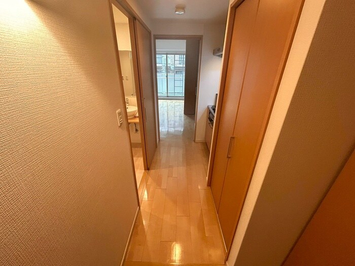 物件内観写真19　(廊下)