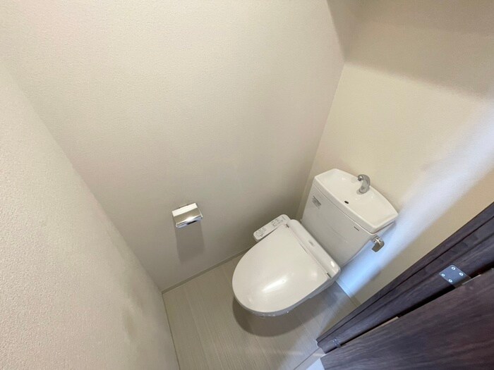 物件内観写真12　(トイレ)