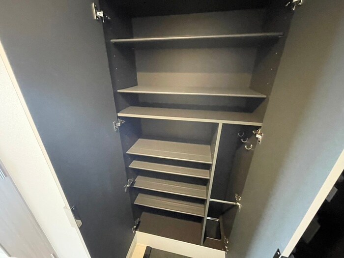 物件内観写真17　(靴箱)