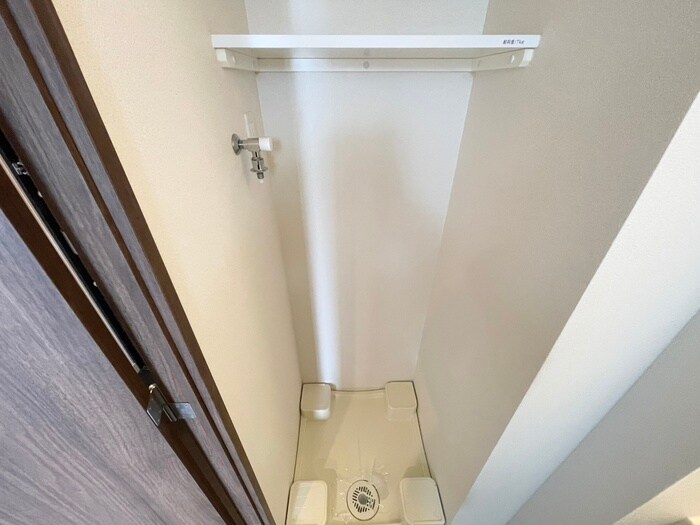 物件内観写真19　(洗濯機置場)