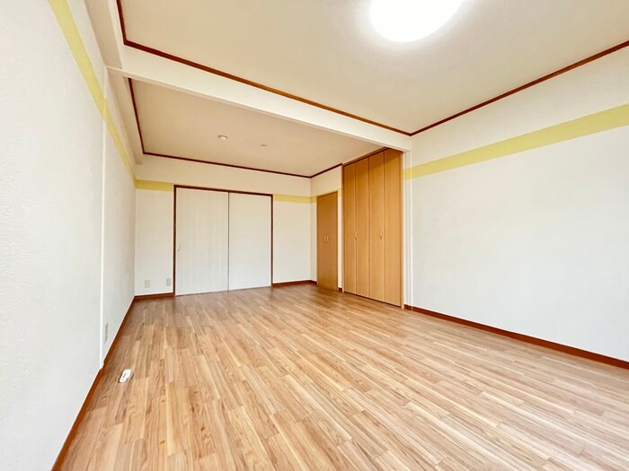 物件内観写真7　(居室)