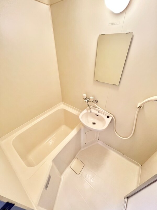 バス／シャワールーム等