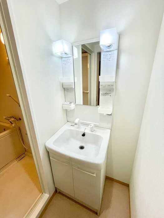 物件内観写真11　(洗面)