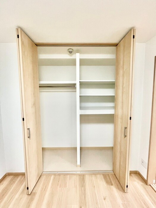 物件内観写真15　(収納)