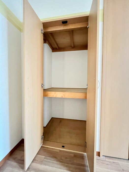 物件内観写真18　(収納)