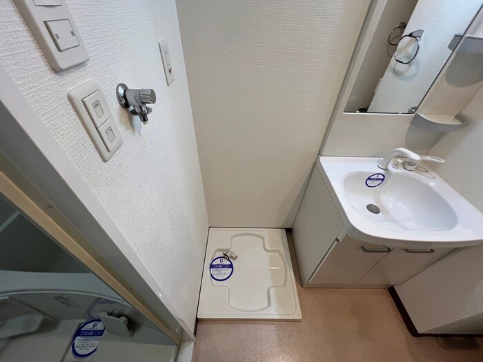 物件内観写真20　(洗濯機置場)