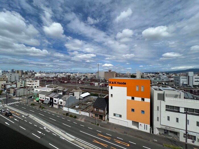 物件内観写真22　(室内からの展望)