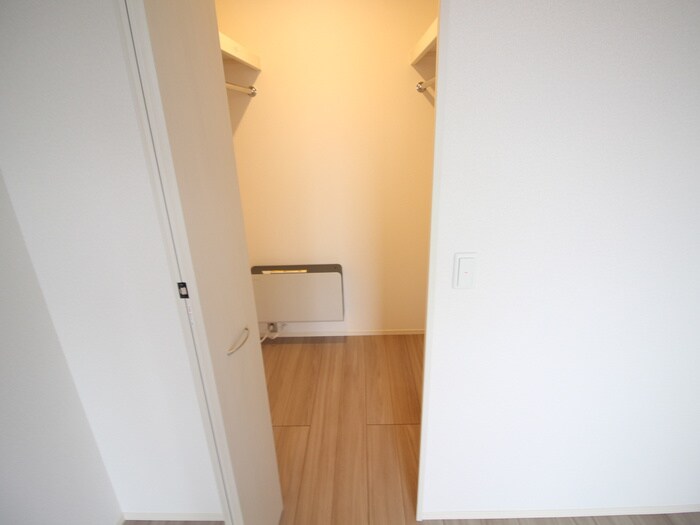 物件内観写真10　(収納)