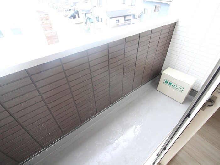 物件内観写真16　(ベランダ・バルコニー)