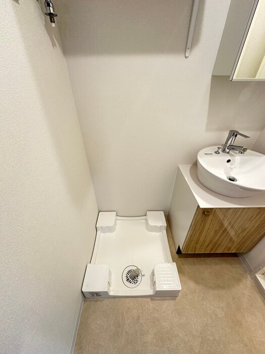 物件内観写真11　(洗濯機置場)