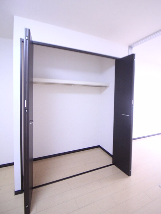 物件内観写真8　(収納)