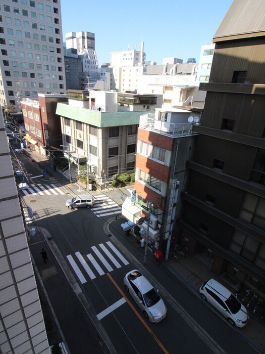 物件内観写真16　(室内からの展望)