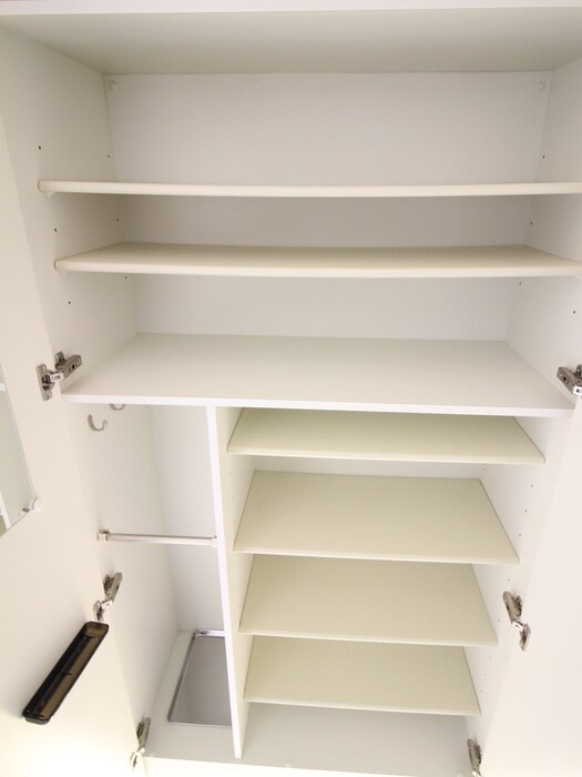 物件内観写真18　(靴箱)