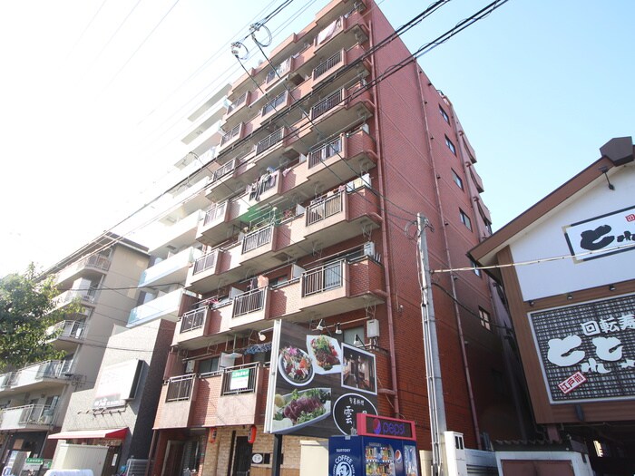 日誠マンションの物件外観写真