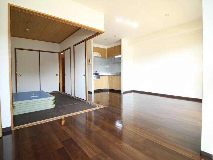 物件内観写真7　(居室)