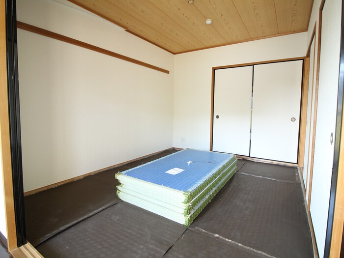 物件内観写真9　(居室)