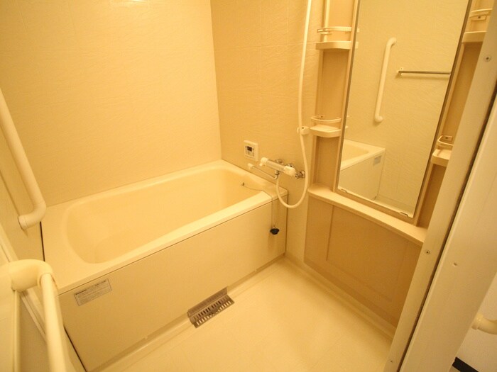 物件内観写真12　(バス／シャワールーム等)