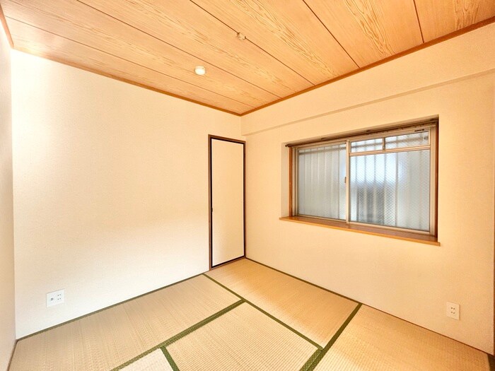 物件内観写真14　(居室)