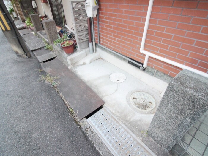 物件外観写真5　(駐輪場)