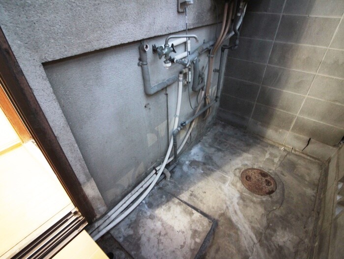 物件内観写真18　(洗濯機置場)