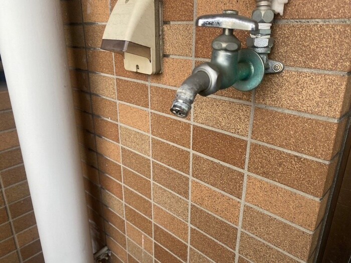 物件内観写真12　(洗濯機置場)