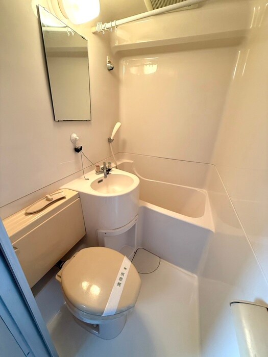 物件内観写真12　(バス／シャワールーム等)