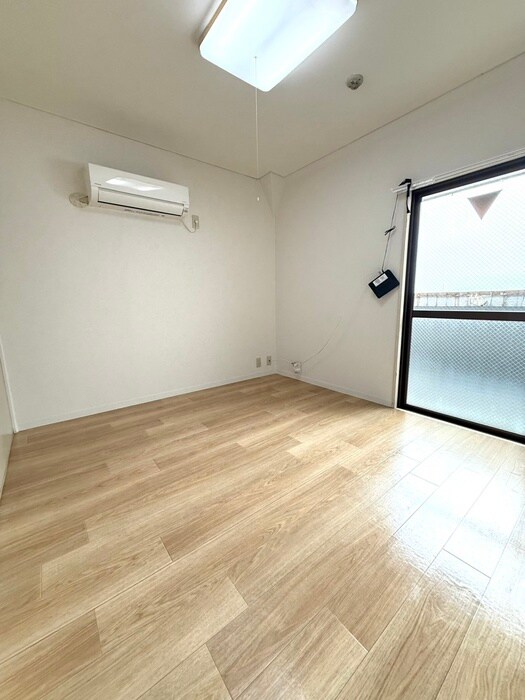 物件内観写真16　(居室)