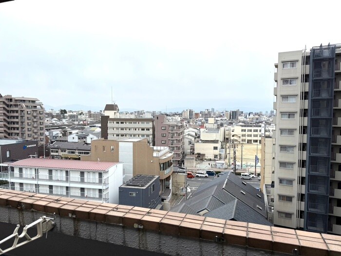 物件内観写真18　(室内からの展望)