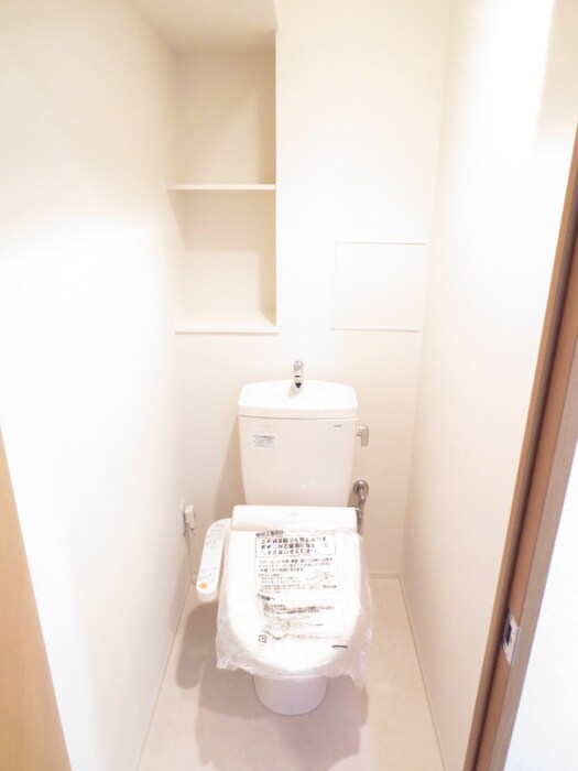 物件内観写真12　(トイレ)