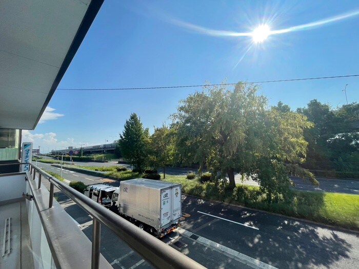 物件内観写真22　(室内からの展望)