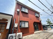 ピエール青山の外観写真