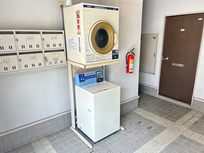 物件外観写真6　(建物設備)