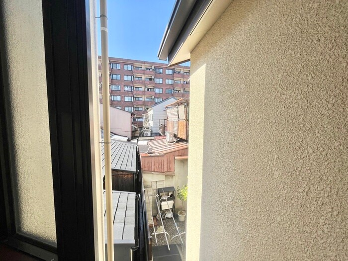 物件内観写真17　(室内からの展望)