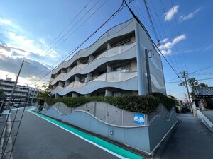 マナ－ハウス外観写真