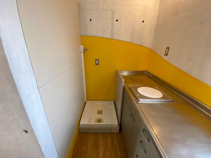 物件内観写真14　(洗濯機置場)