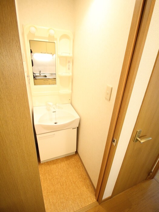 物件内観写真16　(収納)