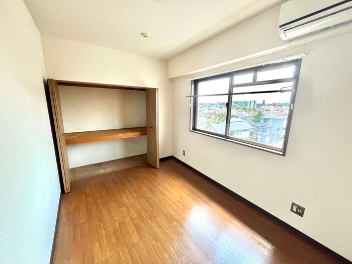 物件内観写真8　(居室)