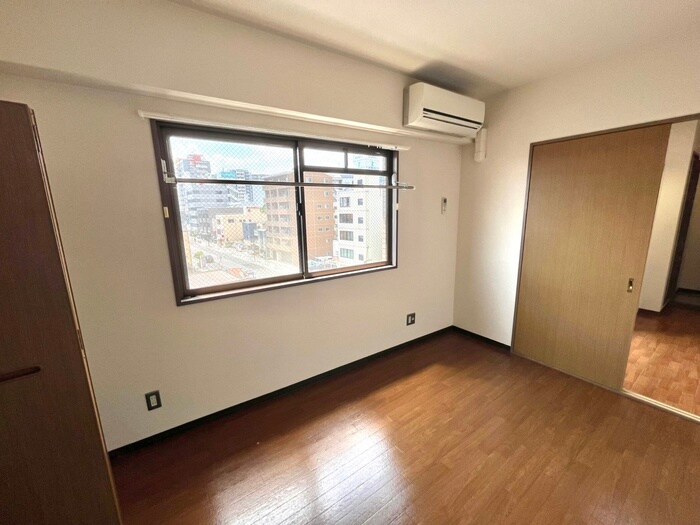 物件内観写真9　(居室)