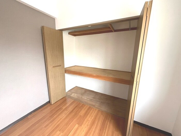 物件内観写真11　(収納)