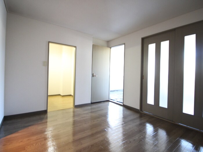 物件内観写真10　(居室)