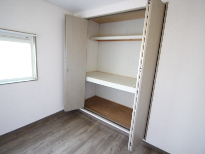 物件内観写真17　(収納)