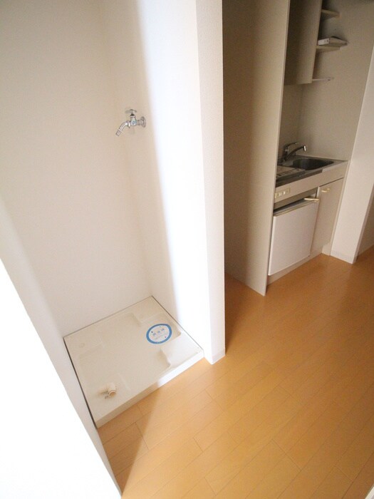 物件内観写真19　(洗濯機置場)