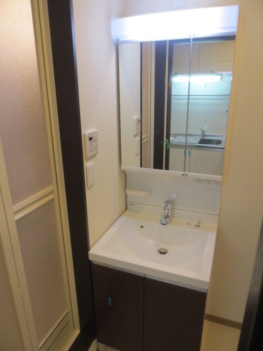 物件内観写真11　(洗面)