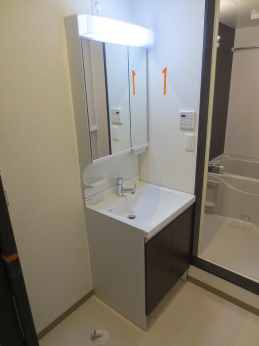 物件内観写真12　(洗面)