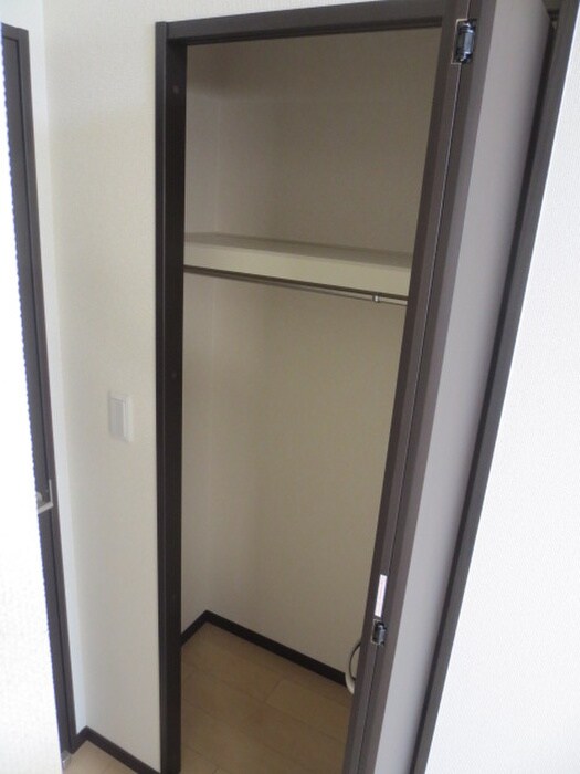 物件内観写真15　(収納)