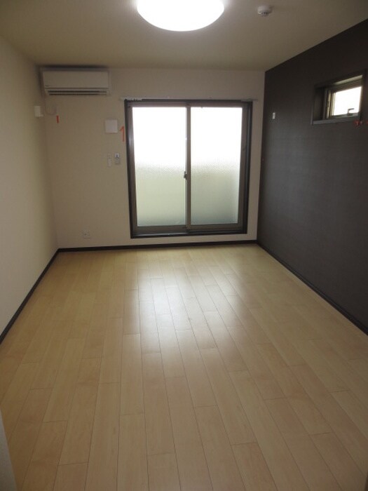 物件内観写真16　(居室)