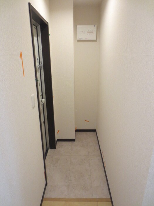 物件内観写真20　(玄関)