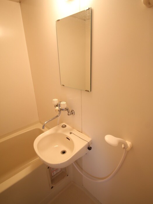 物件内観写真8　(洗面)