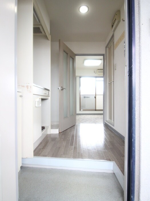 物件内観写真15　(廊下)