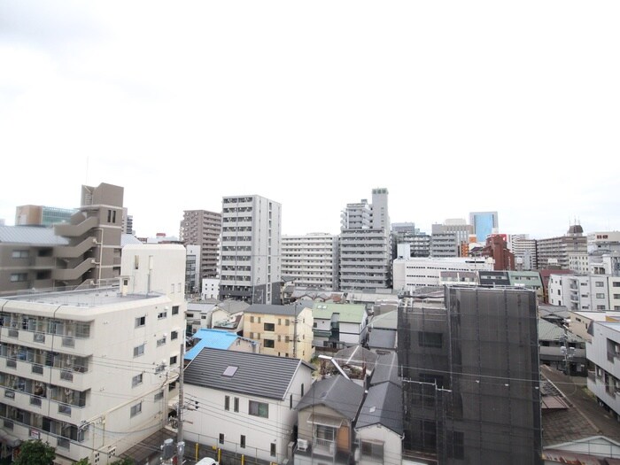 物件内観写真18　(室内からの展望)